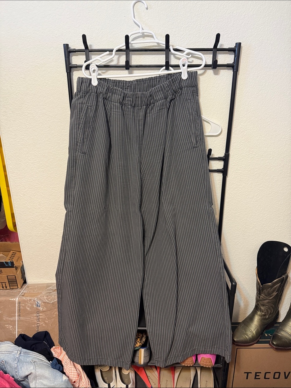 Wide Leg Pinstripe Trousers - Gray